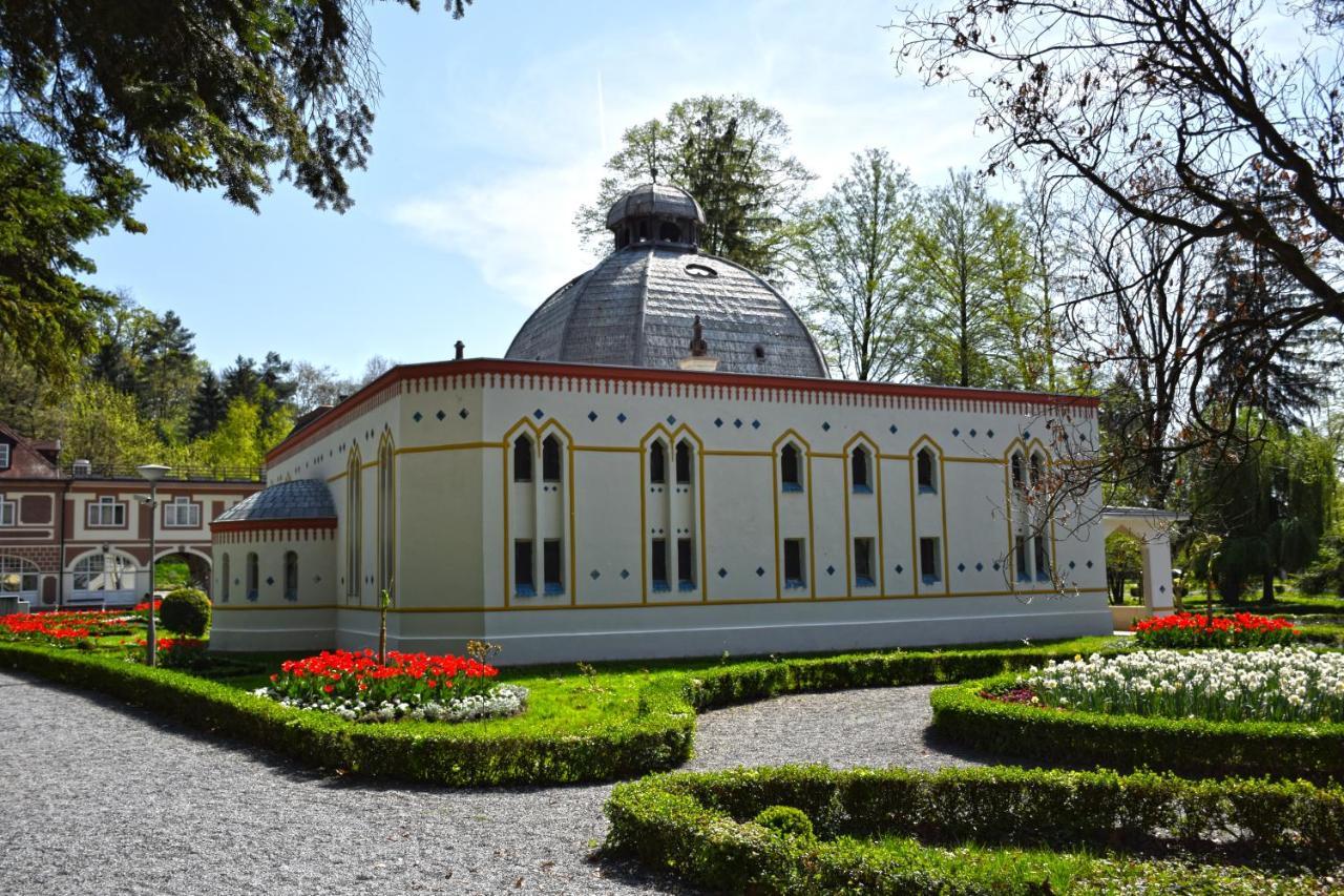 Daruvarske Toplice Depandansa Arcadia Hotel Luaran gambar